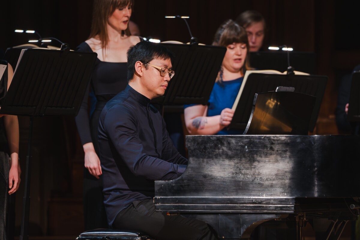 Pianist Philip Chiu performs Schubert’s Winterreise with the Toronto Mendelssohn Singers (Photo: Taylor Long)