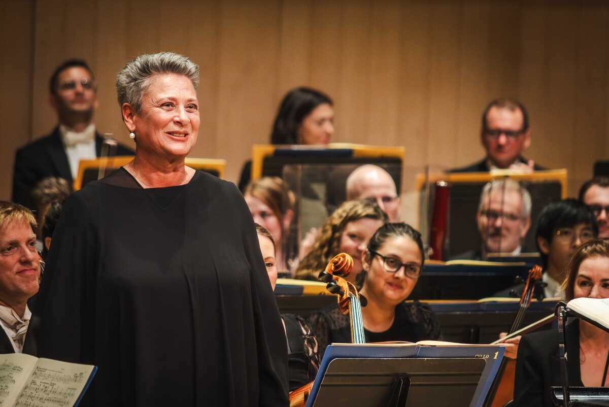 Contralto Gerhild Romberger with the Toronto Symphony Orchestra (Photo: Allan Cabral)