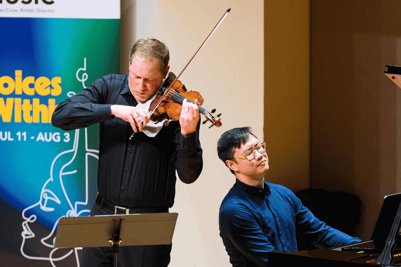 Violinist Jonathan Crow and pianist Philip Chiu