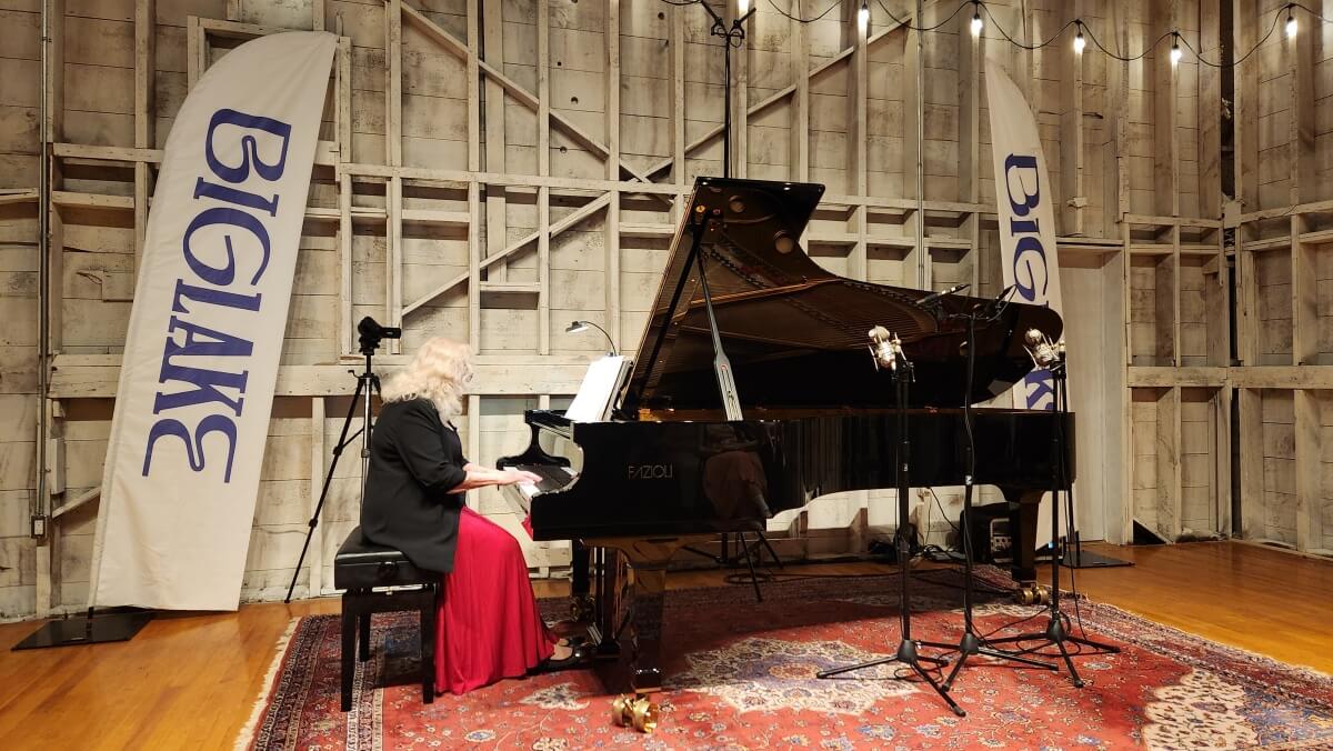 Pianist Christina Petrowska Quilico performs at the BIGLAKE Festival 2025 (Photo: Denise Lai)