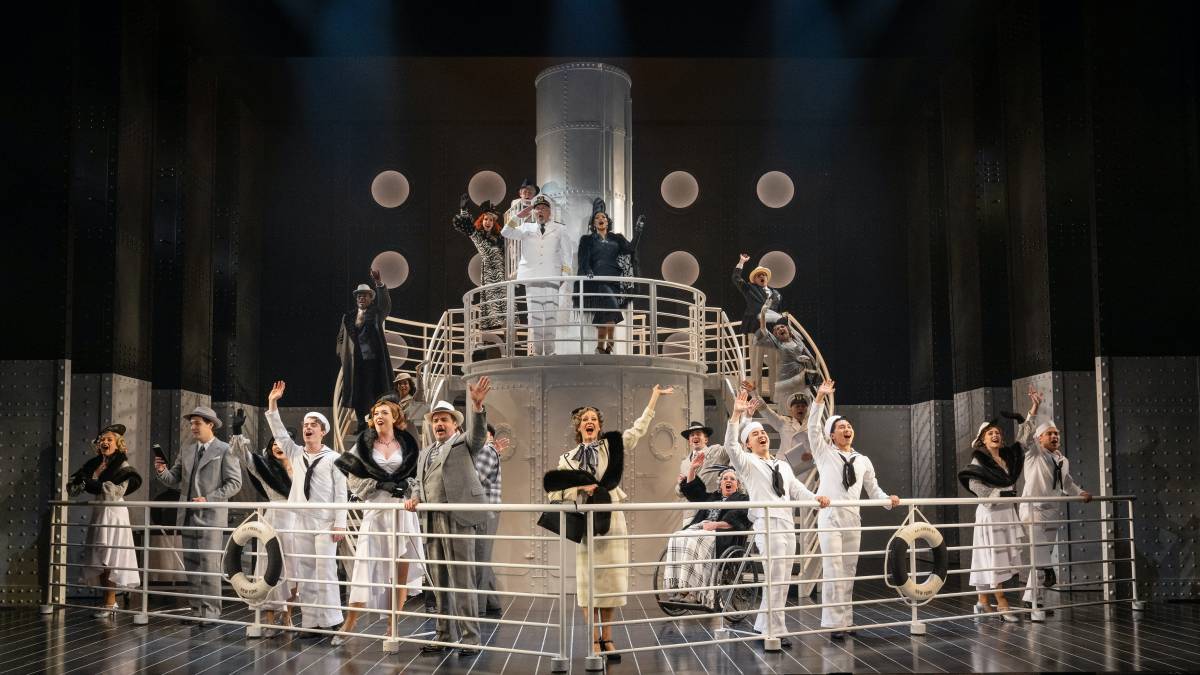 The cast of Anything Goes (Shaw Festival, 2025) (Photo: David Cooper)