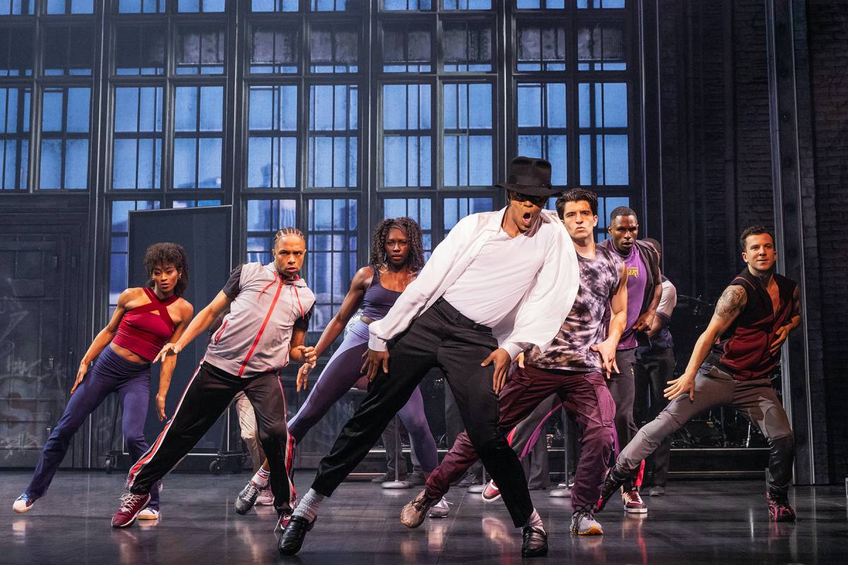 Jordan Markus as MJ and the First National Tour Cast of MJ (Photo: Matthew Murphy)