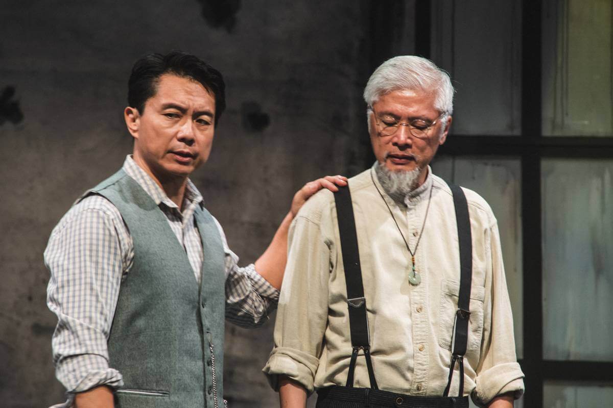 John (George Chiang) and Grandad Lian (Robert Lee) in Bachelor Man at Tarragon Theatre (Photo courtesy of Tarragon Theatre)