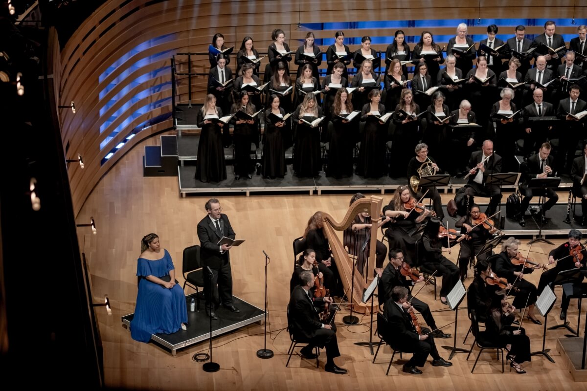 Jean-Sébastien Vallée conducts the Toronto Mendelssohn Choir and members of the Kitchener-Waterloo Symphony Orchestra in Brahms’ German Requiem (Photo: Jae Yang)