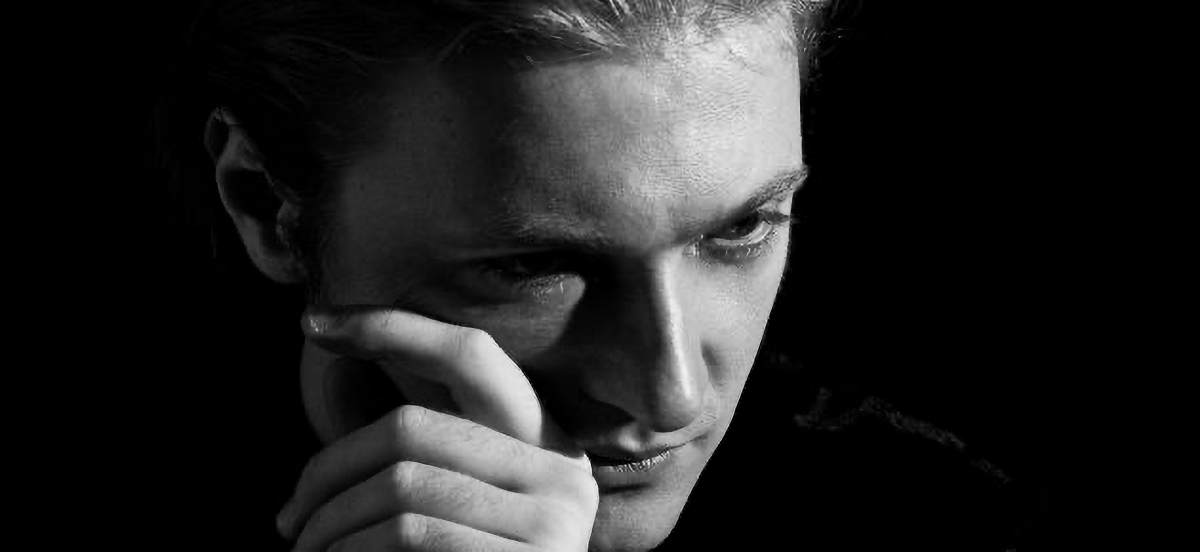 Pianist Dmitri Levkovich (Photo: Elina Akselrud)