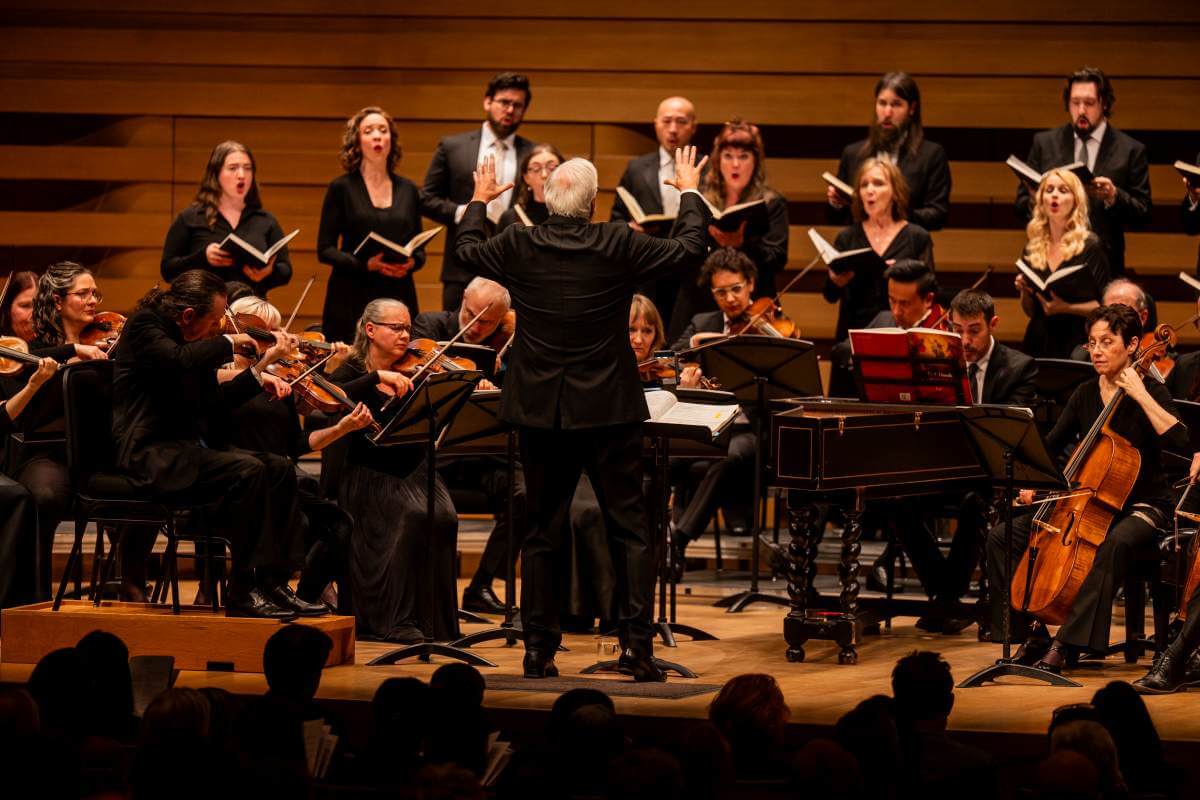Ivars Taurins conducts the Tafelmusik Baroque Orchestra and Chamber Choir in 2025 (Photo: Dahlia Katz)