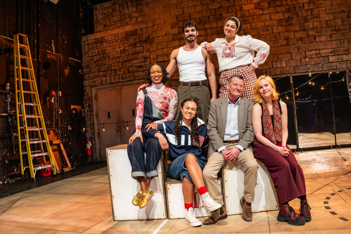 (L-R) Top Row: Madeline Charlemagne as Roxanne, George Ioannides as Yan & Mona Goodwin as No.1, Bottom Row: Mackenzie Gilbert as No. 3, David Tarkenter as No. 2 & Eryn Jean Norvill as Cyrano in the Mirvish production of Virginia Gay’s Cyrano (Photo: Dahlia Katz)
