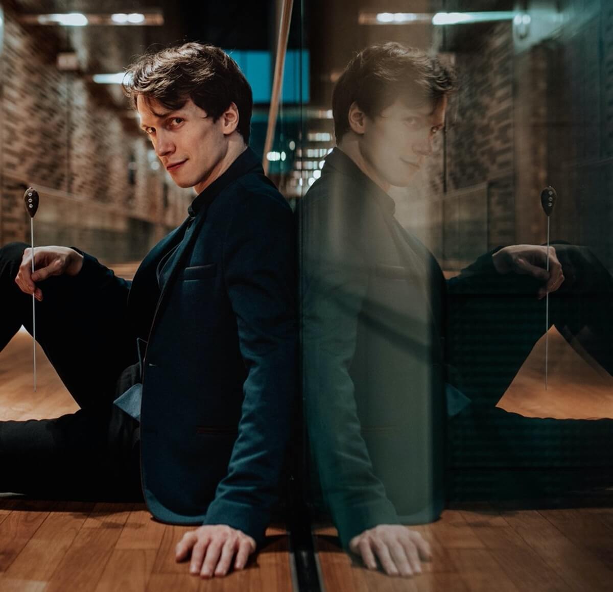 Hamilton Philharmonic Orchestra Music Director James S. Kahane (Photo: Lili Nissila)