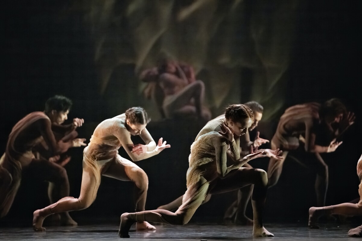 Connor Hamilton with Artists of the Ballet in Kismet. (Photo: Karolina Kuras, Courtesy of The National Ballet of Canada)