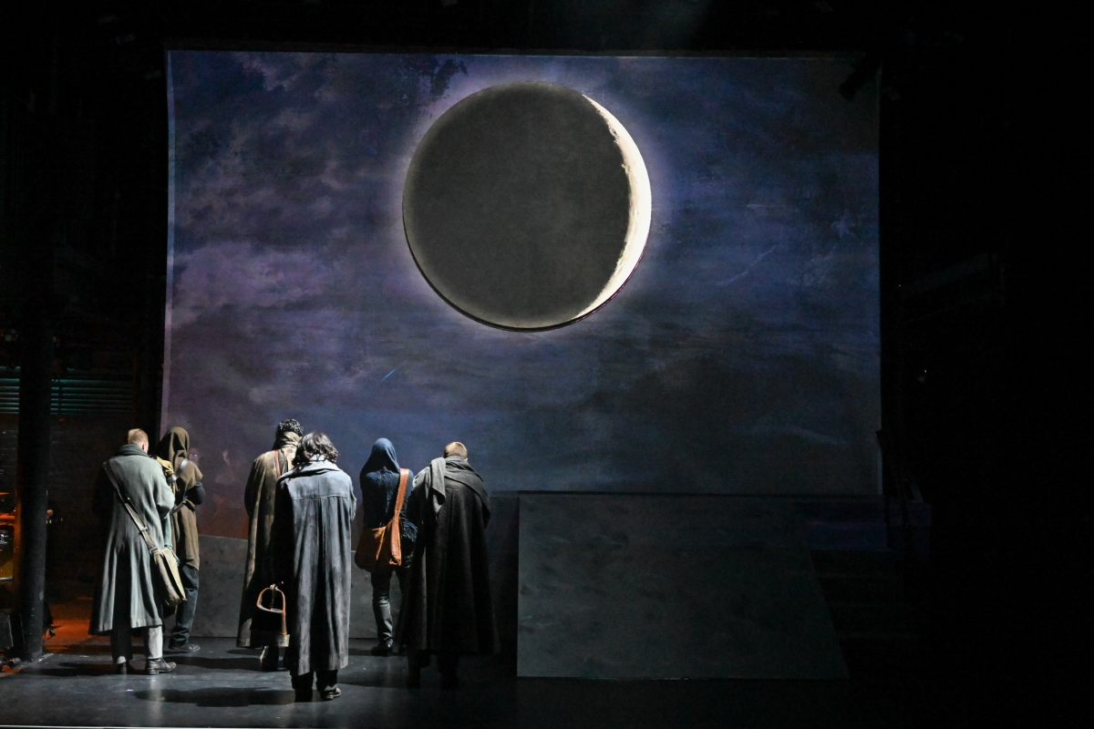 Left to Right: Boreas: Jarrett Siddall; Voice: Robert Busiakiewicz; Witness: Ryan Nauta; Helios: Sully Maleab Proulx; Voice: Paul Oros; Boreas: Jarrett Siddall in the Opera 5 production of Parélios (Photo: Emily Ding Photography)
