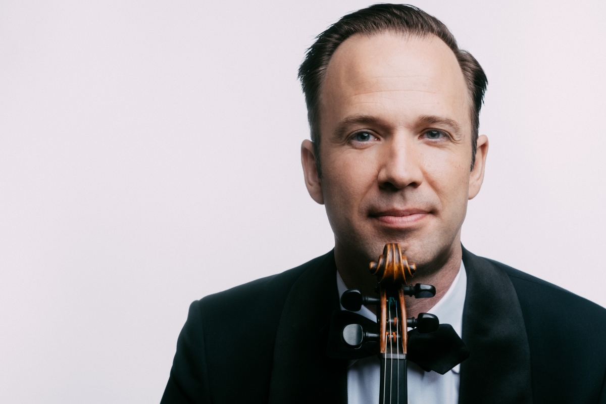 Violinist, fiddler, and Toronto Summer Music Artistic Director William Fedkenheuer (Photo courtesy of the artist)
