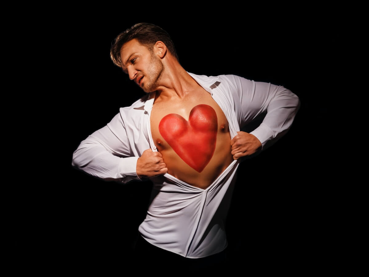 Tenor Daniel McGrew (Photo courtesy of Opera Atelier)