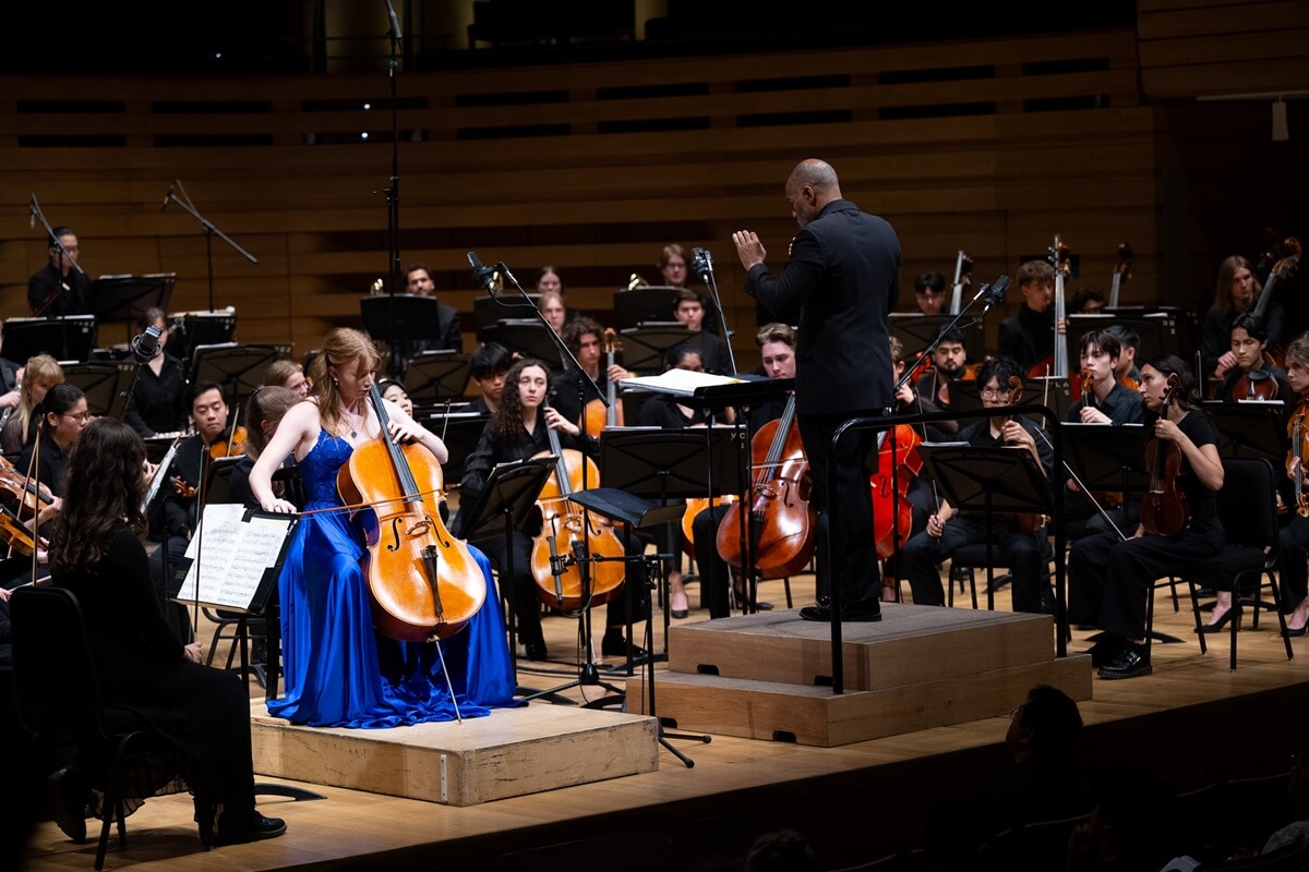 Daniel Bartholomew-Poyser conducts the National Youth Orchestra of Canada, with cello soloist Sabine Sandvoss, at Toronto's Koerner Hall, July 18, 2026 (Photo: Stuart Lowe)