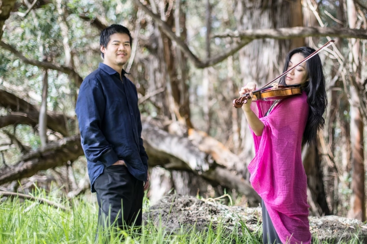 Pianist Winston Choi and violinist MingHuan Xu (Photo courtesy of the artists)